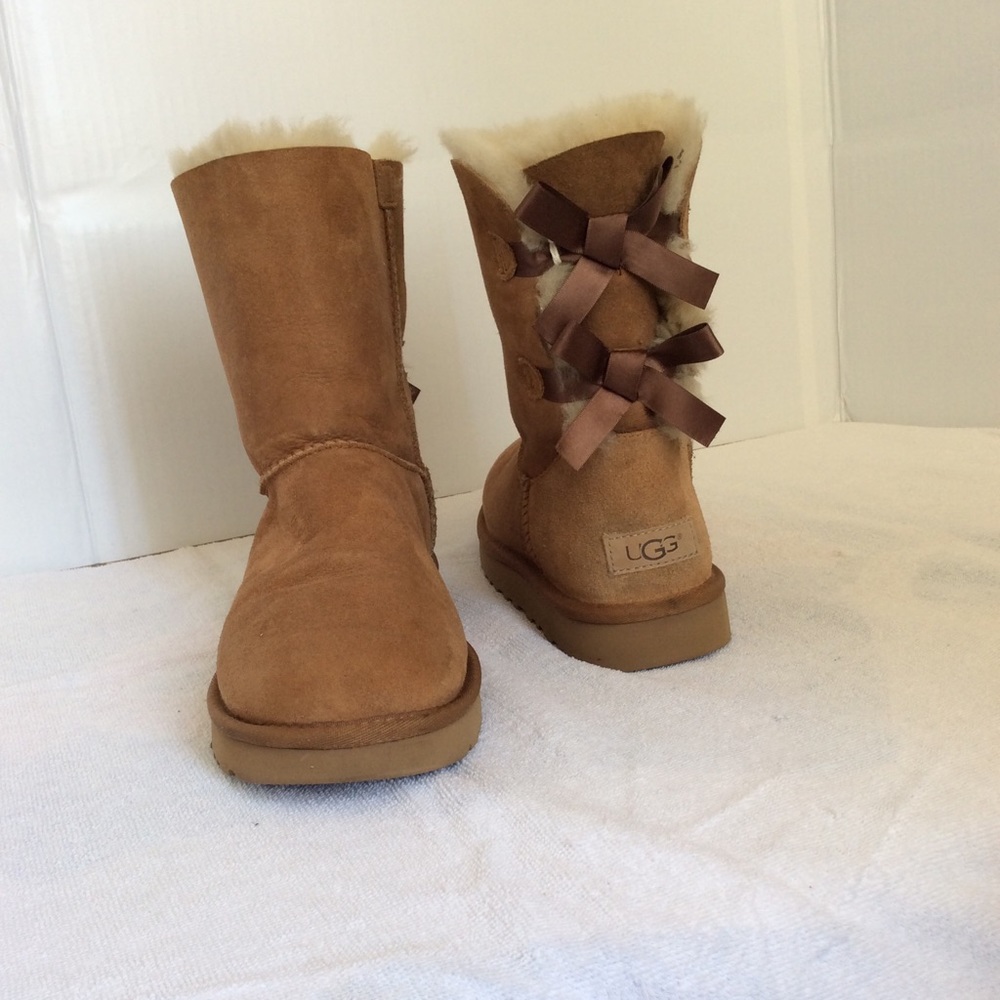 Botas ugg,color caramelo,talla 10.